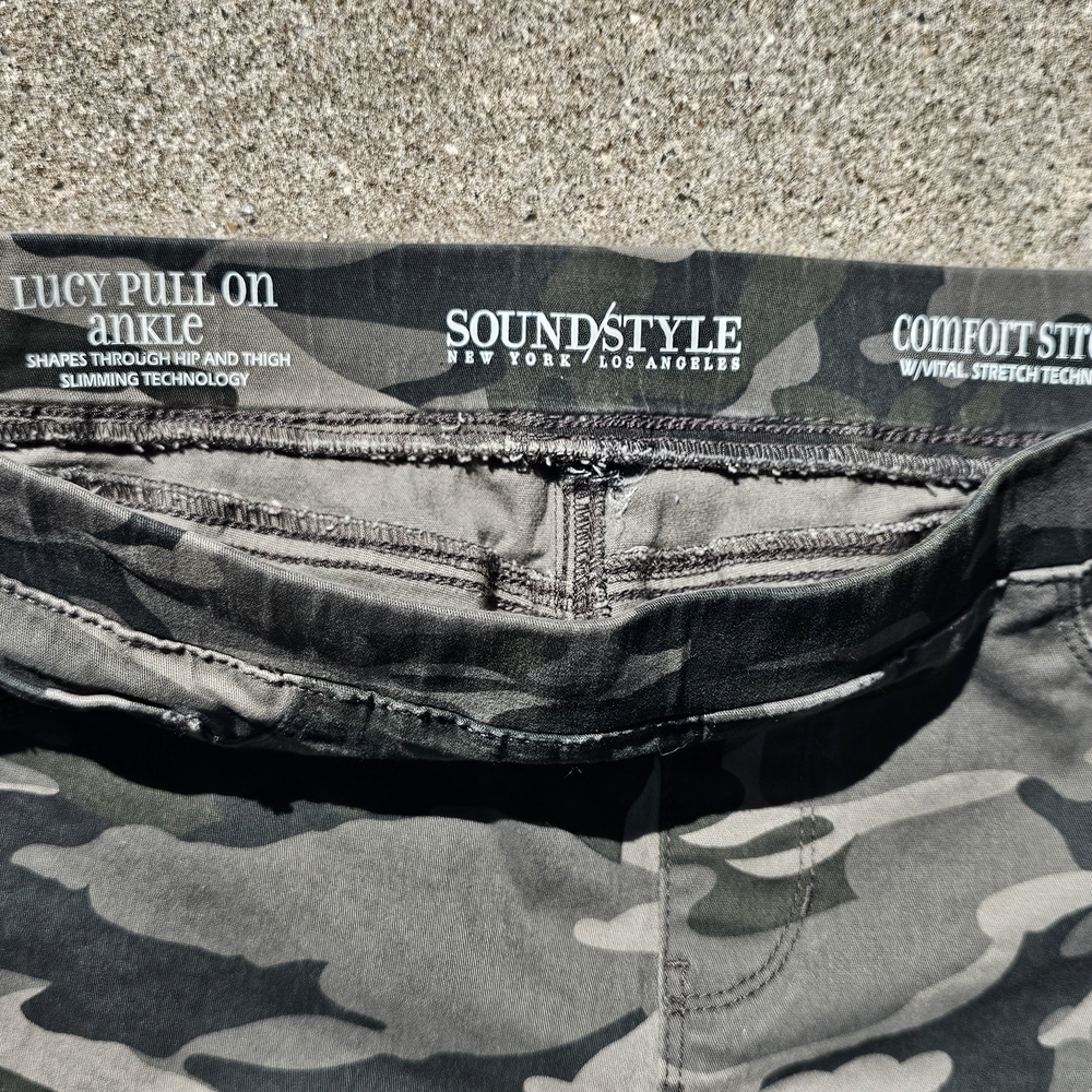 Camouflage Lucy pull on ankle leggings - Picture 6 of 9